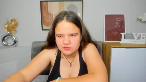 adelecruzz online show from February 26, 2025, 5:39 pm