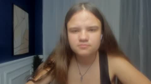 Snapshot of adelecruzz chatting on June 5, 2026, 11:38 am adelecruzz online show from June 5, 2026, 11:38 am