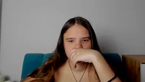 Snapshot of adelecruzz chatting on June 10, 2026, 12:04 pm adelecruzz online show from June 10, 2026, 12:04 pm