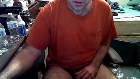 adelhi20 online show from November 5, 2025, 3:50 am