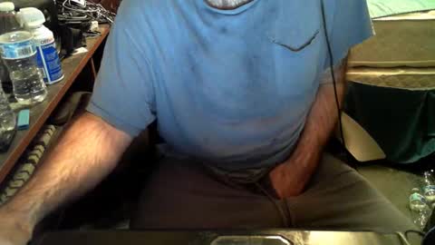 adelhi20 online show from January 11, 2026, 6:29 am