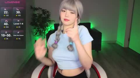 Adelina Pinky online show from May 30, 2026, 3:36 am