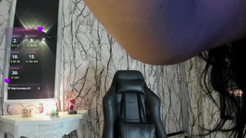 adelinemoretti online show from April 6, 2026, 3:57 pm