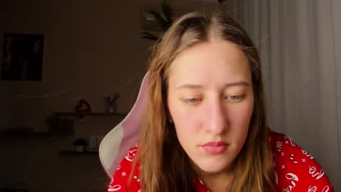 Adell online show from September 25, 2025, 9:40 pm