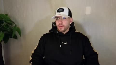 Ades online show from October 11, 2025, 11:53 am