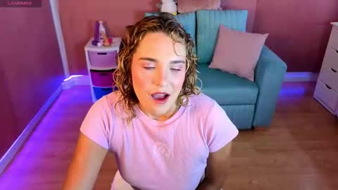 Snapshot of adharawo chatting on November 29, 2025, 12:52 pm Adhara online show from November 29, 2025, 12:52 pm