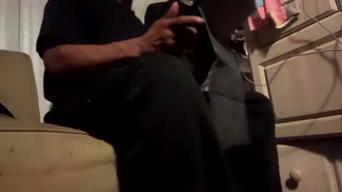 adick_ting online show from September 9, 2025, 5:29 am