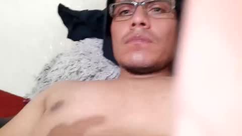 Snapshot of adielv740 chatting on November 10, 2025, 9:19 am adiel online show from November 10, 2025, 9:19 am