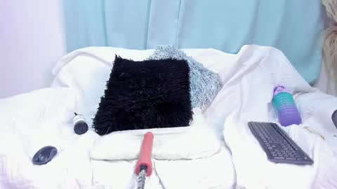  Adila  online show from February 27, 2025, 11:04 pm