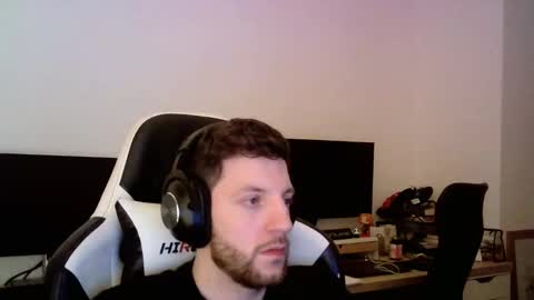 Snapshot of admb97 chatting on February 5, 2025, 1:37 am admb97 online show from February 5, 2025, 1:37 am