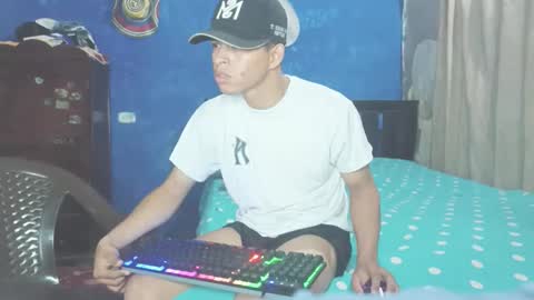 Adonis online show from December 16, 2025, 8:58 pm