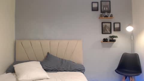 Adonis online show from September 24, 2025, 2:04 am