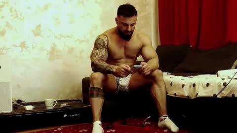 Adonis online show from September 25, 2025, 1:26 pm