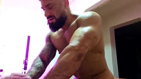 Adonis online show from November 27, 2025, 12:35 am