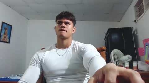 Snapshot of adonis_walkerx chatting on February 6, 2025, 2:26 pm adonis_walkerx online show from February 6, 2025, 2:26 pm