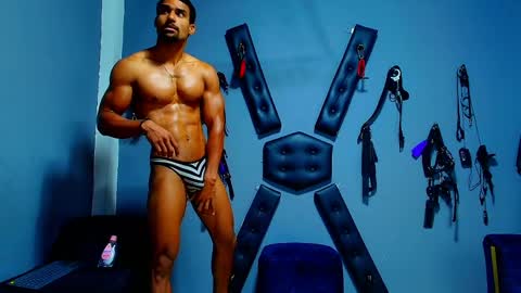 adonisdios online show from May 26, 2026, 2:24 pm