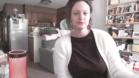 adorable22 online show from January 1, 2025, 7:43 pm