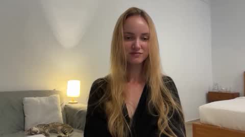 tantraTina online show from January 10, 2026, 2:19 pm