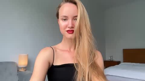 tantraTina online show from January 14, 2026, 2:17 am