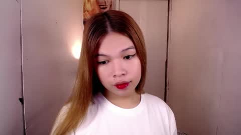 adorabletsforyouxx online show from March 4, 2025, 5:03 pm