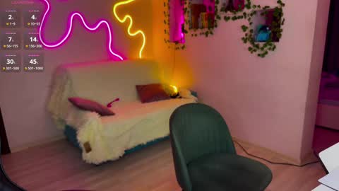 Snapshot of adrean_sofi chatting on February 13, 2025, 10:33 pm adrean_sofi online show from February 13, 2025, 10:33 pm