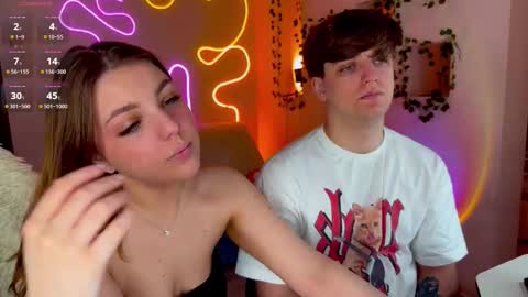 Snapshot of adrean_sofi chatting on September 8, 2025, 6:40 pm adrean_sofi online show from September 8, 2025, 6:40 pm