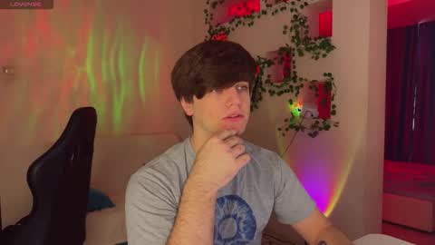 adrean_sofi online show from February 26, 2026, 11:09 am