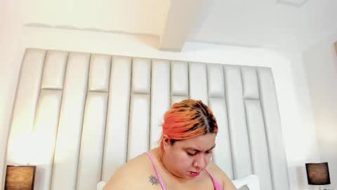 ANDREA PEREZ online show from October 16, 2025, 11:44 am