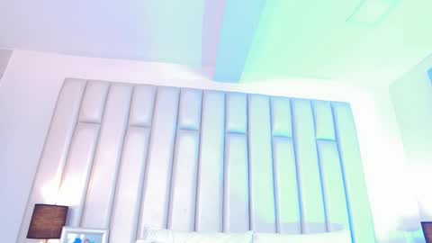 ANDREA PEREZ online show from February 18, 2026, 11:39 am