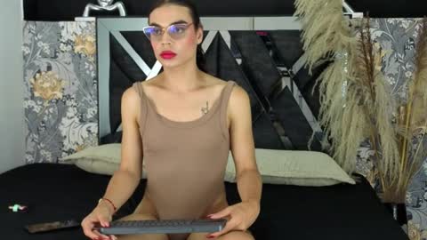 Adrian and Camii online show from April 7, 2026, 4:46 am