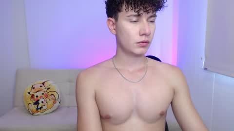 adrian morelli online show from December 21, 2025, 7:54 pm