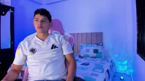 ADRIAN online show from March 9, 2026, 7:07 pm