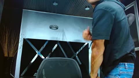   online show from December 17, 2024, 11:49 am