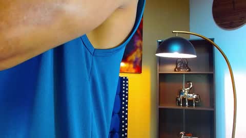   online show from February 25, 2025, 3:38 pm