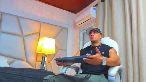   online show from February 27, 2025, 11:31 am