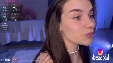 Adri online show from September 13, 2025, 7:46 pm