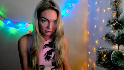 Snapshot of adriana_coy_ chatting on December 21, 2024, 2:04 pm Adriana online show from December 21, 2024, 2:04 pm