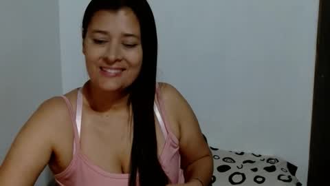 Adriana milf online show from November 28, 2025, 5:43 am