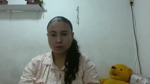Adriana Tellez online show from September 25, 2025, 1:26 pm