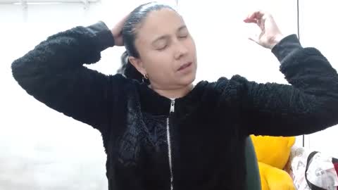 Adriana Tellez online show from October 10, 2025, 6:40 pm