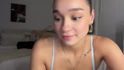 Snapshot of adriannarodriguez chatting on February 8, 2025, 5:51 am Adrianna  online show from February 8, 2025, 5:51 am