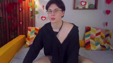 adrianoaubert online show from February 18, 2025, 6:15 am