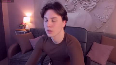 adrianoaubert online show from March 9, 2025, 10:30 am