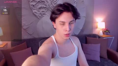 adrianoaubert online show from March 12, 2025, 10:16 am