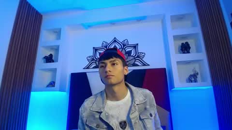 adrianstark_ online show from June 5, 2026, 12:55 pm