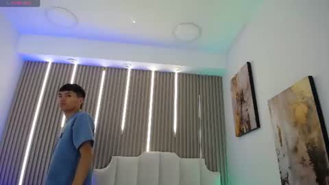 adrianstark_ online show from June 17, 2026, 1:01 pm