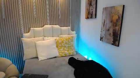 adrianstark_ online show from June 20, 2026, 12:52 pm