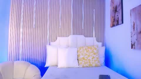 adrianstark_ online show from June 25, 2026, 12:31 pm