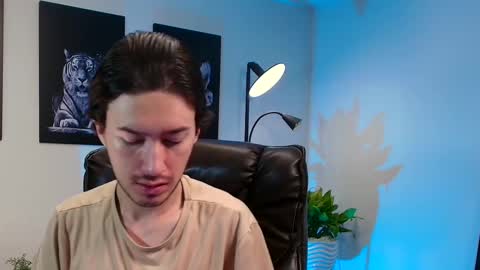 Adrian Williams online show from February 10, 2025, 7:07 pm