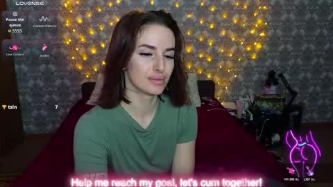 Snapshot of adrihanna chatting on December 19, 2025, 8:21 am Adriana online show from December 19, 2025, 8:21 am